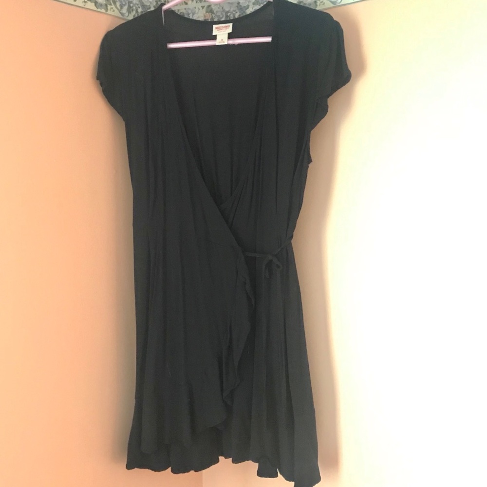 Wrap-dress with sleeves
